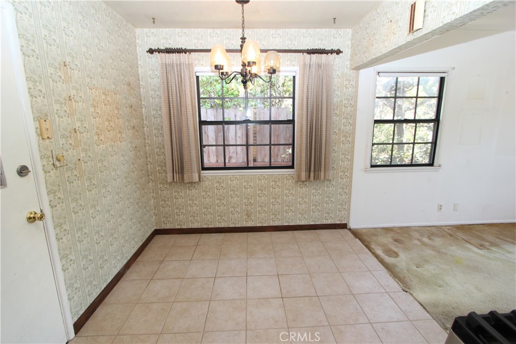 MLS #DW25214260 image #5