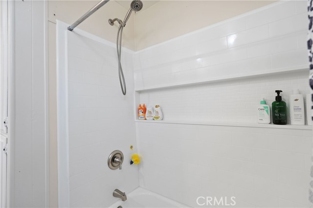 23011 Big Tee Drive, Canyon Lake CA: https://media.crmls.org/medias/f5299dbd-ea53-4dce-9752-9928575de937.jpg