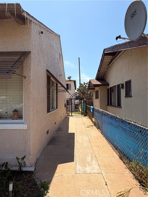 3454 Sabina St photo 6