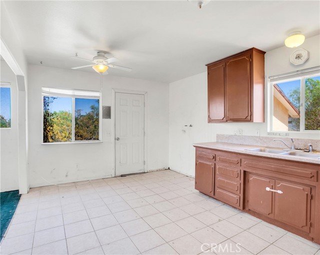 Detail Gallery Image 7 of 34 For 61833 El Reposo Cir, Joshua Tree,  CA 92252 - 2 Beds | 1 Baths