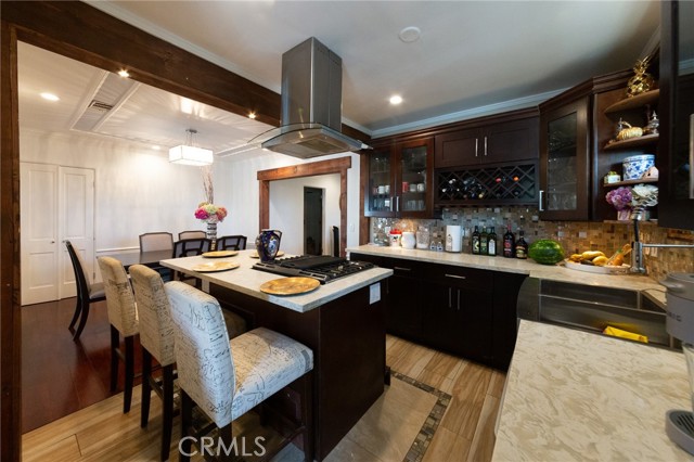 1401 Hillcrest Avenue photo 4
