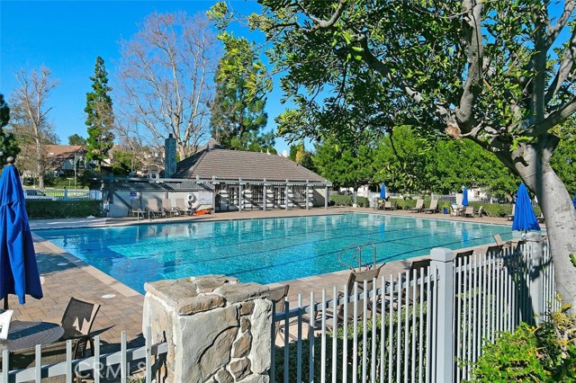 6150 E West View Drive, Orange CA: https://media.crmls.org/medias/f52c8cc6-cfbe-40ed-a4aa-708c333c55d8.jpg