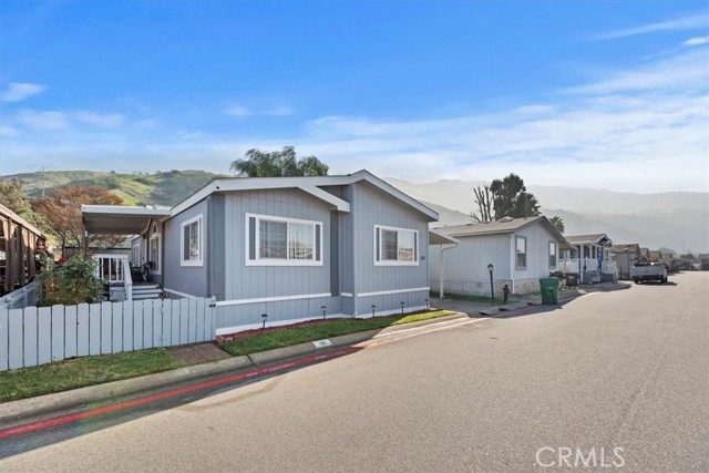 Detail Gallery Image 2 of 47 For 4901 Green River #181,  Corona,  CA 92880 - 3 Beds | 2 Baths