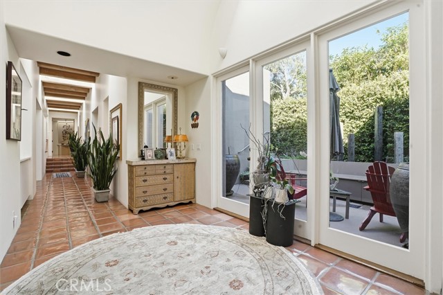 Detail Gallery Image 4 of 44 For 860 Skyline Dr, San Luis Obispo,  CA 93405 - 3 Beds | 3/1 Baths