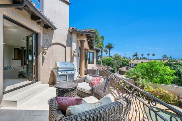 215 S Poinsettia Avenue, Manhattan Beach CA: https://media.crmls.org/medias/f52e02a8-7b4d-4067-9547-8698067fb2ab.jpg