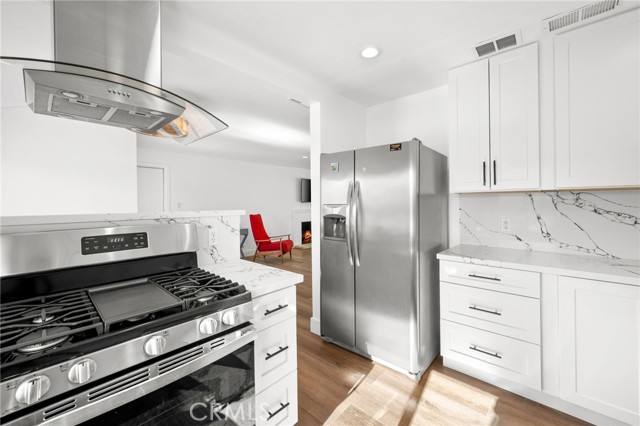 Detail Gallery Image 11 of 33 For 3760 E Calle San Antonio, Palm Springs,  CA 92264 - 3 Beds | 3 Baths