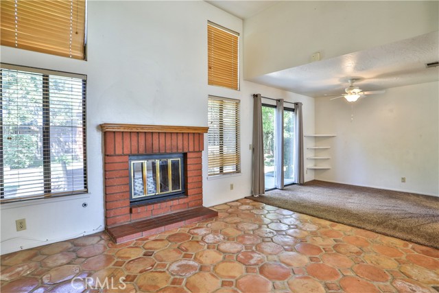 Detail Gallery Image 10 of 64 For 2003 Springcreek Cir, Upland,  CA 91784 - 3 Beds | 2 Baths