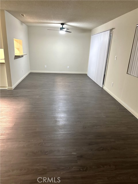 Detail Gallery Image 10 of 24 For 18225 Kingsdale Ave #207,  Redondo Beach,  CA 90278 - 3 Beds | 2 Baths