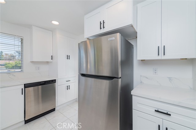 Detail Gallery Image 7 of 22 For 62 Echo Run, Irvine,  CA 92614 - 3 Beds | 2 Baths