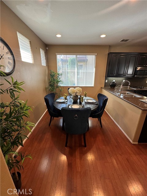 Detail Gallery Image 9 of 30 For 3623 W Medici Ln, Inglewood,  CA 90305 - 3 Beds | 2/1 Baths
