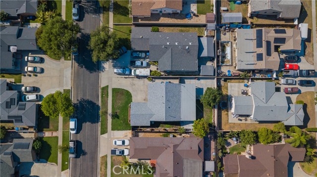 12019 Busiris Ave, Norwalk CA: https://media.crmls.org/medias/f52fbd87-4bfd-4652-a609-ab1ee4633f13.jpg