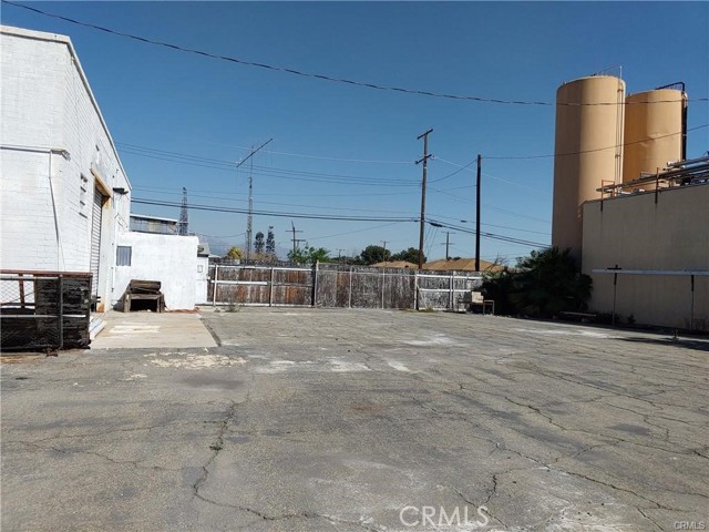 1232 W Base Line Street, San Bernardino, California 92411, ,Commercial Sale,For Sale,1232 W Base Line Street,CRHD23104007