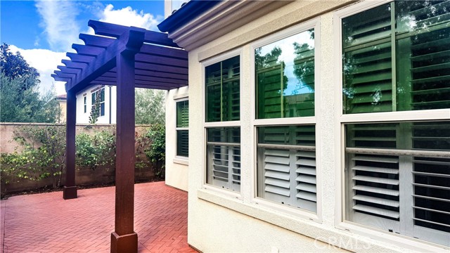 Detail Gallery Image 9 of 10 For 24 Oakfield, Irvine,  CA 92620 - 3 Beds | 2/1 Baths