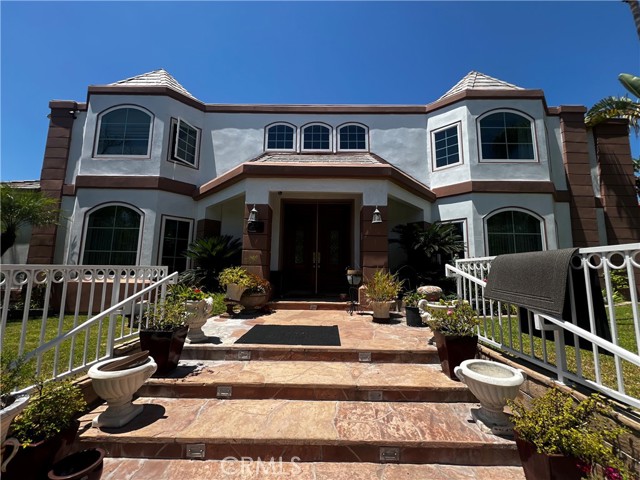 2720 N Villareal Drive, Orange CA: https://media.crmls.org/medias/f531442d-e27d-46ff-90ef-4e07cca80a11.jpg