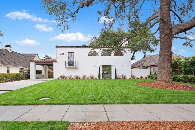 2174 Melville Drive, San Marino CA: https://media.crmls.org/medias/f5318024-67d0-4e03-b767-1c14bded8af2.jpg