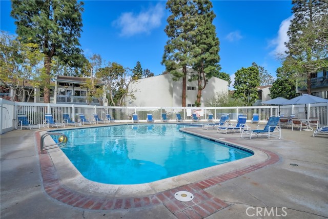 830 Camino Real, Redondo Beach, California 90277, 3 Bedrooms Bedrooms, ,2 BathroomsBathrooms,Residential,Sold,Camino Real,SB22033148