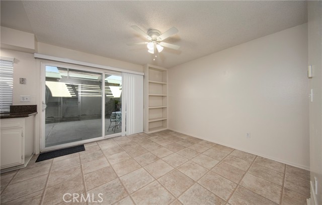 Detail Gallery Image 13 of 23 For 1407 Camelot Dr, Corona,  CA 92882 - 3 Beds | 1/1 Baths