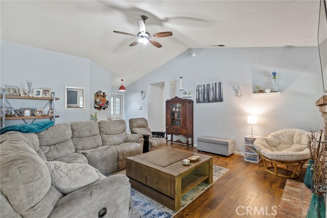 Detail Gallery Image 9 of 29 For 1580 La Linda Ln, Chico,  CA 95926 - 3 Beds | 2 Baths