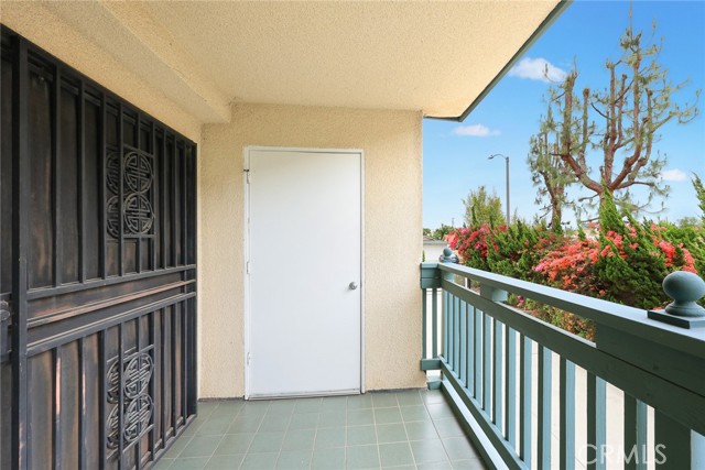 321 N orange, Monterey Park CA: https://media.crmls.org/medias/f532ed8c-3585-43c9-97f1-251bfb92b70c.jpg