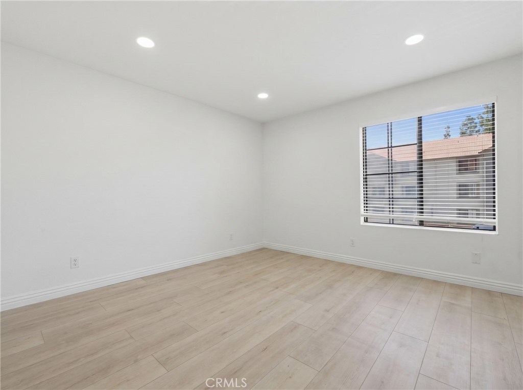 12023 Alta Carmel Court - photo 10