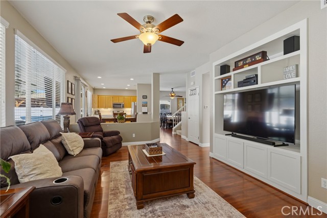 Detail Gallery Image 17 of 75 For 27407 Santa Fe Ct, Corona,  CA 92883 - 4 Beds | 3 Baths