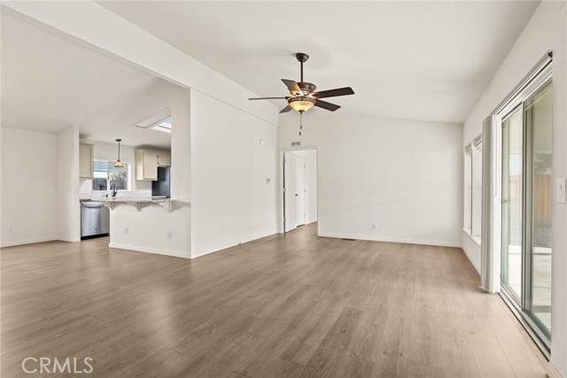 Detail Gallery Image 3 of 25 For 2050 Springfield #212,  Chico,  CA 95928 - 2 Beds | 2 Baths