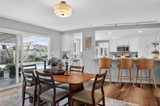 Detail Gallery Image 10 of 37 For 1610 E 20th St, Santa Ana,  CA 92705 - 3 Beds | 2 Baths