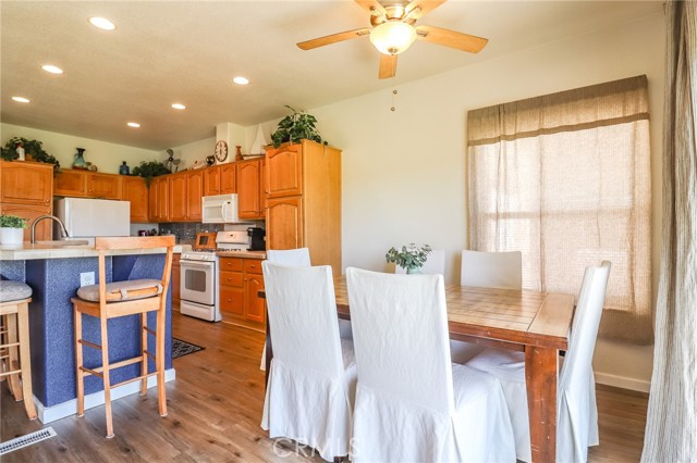 Detail Gallery Image 9 of 34 For 1113 Marina Dr, Needles,  CA 92363 - 3 Beds | 2 Baths