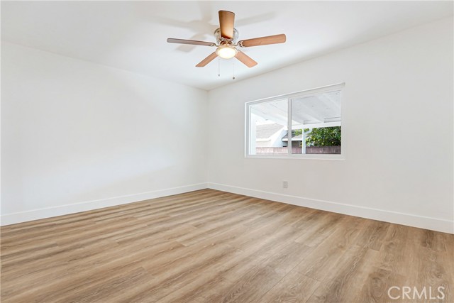 Detail Gallery Image 12 of 17 For 12157 Memphis, Sylmar,  CA 91342 - 3 Beds | 2 Baths