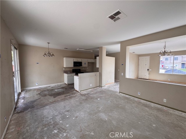 Detail Gallery Image 10 of 48 For 2014 W Dawnview Dr, Rialto,  CA 92377 - 4 Beds | 2 Baths