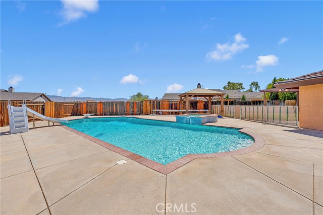 Detail Gallery Image 40 of 43 For 14499 Mirada Pl, Apple Valley,  CA 92307 - 4 Beds | 2 Baths