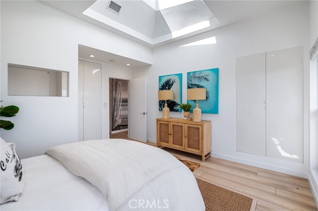 Detail Gallery Image 44 of 72 For 726 W 37th St, San Pedro,  CA 90731 - 5 Beds | 5 Baths