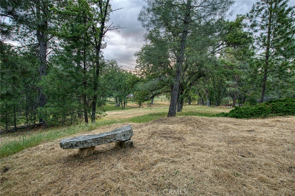 https://media.crmls.org/medias/f537d190-1034-4bf9-8625-215ea8d95e09.jpg?preset=X-Large