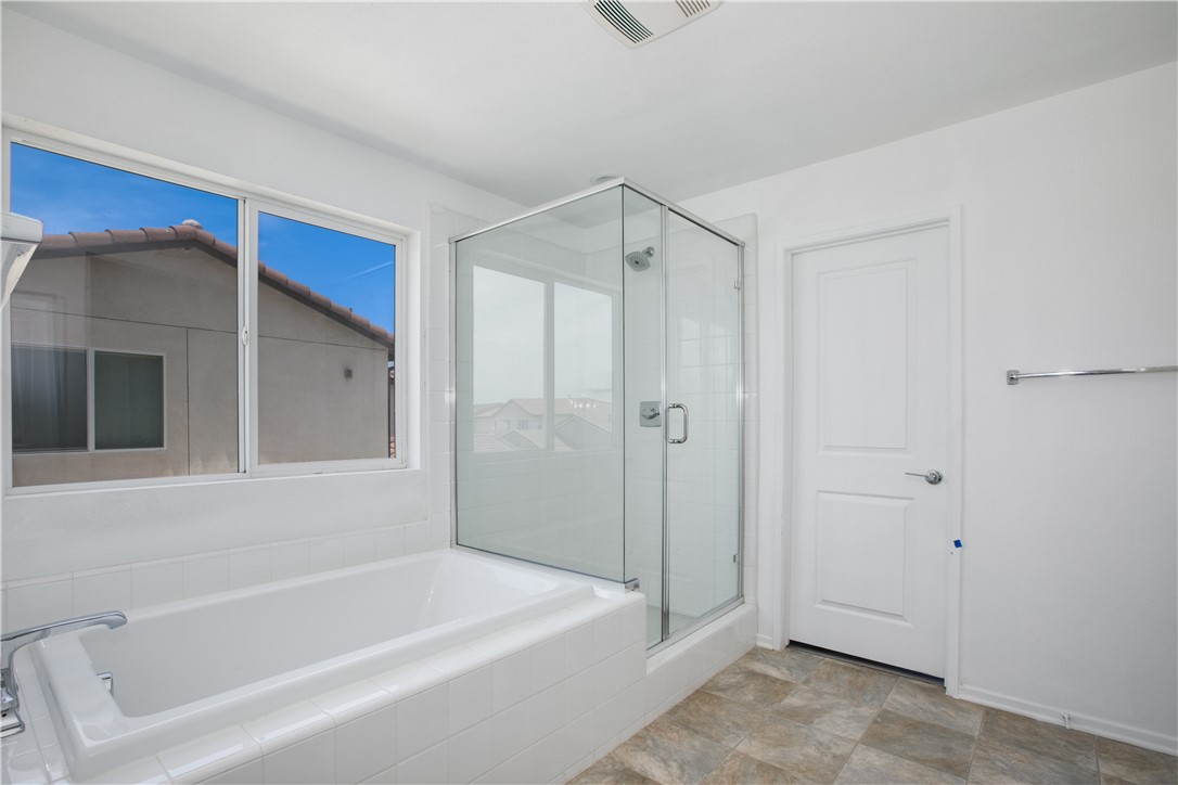 Detail Gallery Image 27 of 32 For 11610 Daisy Ct, Jurupa Valley,  CA 91752 - 6 Beds | 4/1 Baths