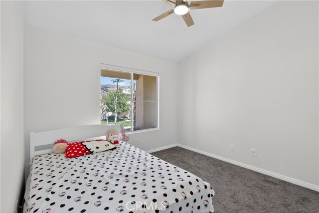 29115 Whitegate, Highland CA: https://media.crmls.org/medias/f538ce6e-28ff-4188-848a-3e41c1339de8.jpg