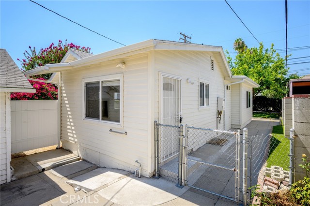 Detail Gallery Image 1 of 20 For 1159 Western Ave #a, Glendale,  CA 91201 - 2 Beds | 2 Baths