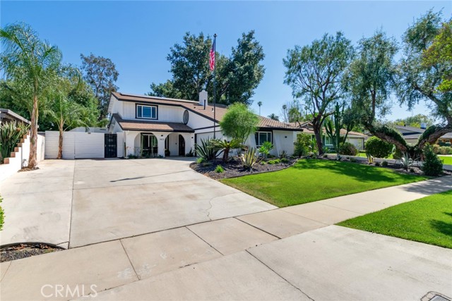 Detail Gallery Image 2 of 28 For 5822 Old Ranch Rd, Riverside,  CA 92504 - 3 Beds | 2/1 Baths