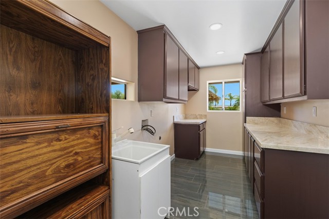 37789 Avenida La Cresta, Murrieta CA: https://media.crmls.org/medias/f5390209-e6f0-49b1-86e0-c52b228f5595.jpg