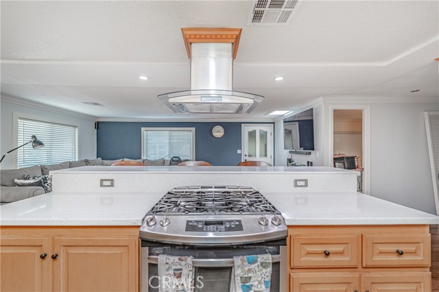 Detail Gallery Image 12 of 31 For 10550 Western Ave #94,  Stanton,  CA 90680 - 3 Beds | 2 Baths