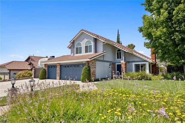 1251 Shakespeare Drive, Riverside CA: https://media.crmls.org/medias/f539ef04-ecee-48a6-99a6-c79be6e038bd.jpg