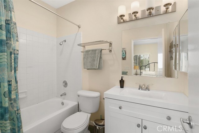 Photo #19: OC24039116 Listing 