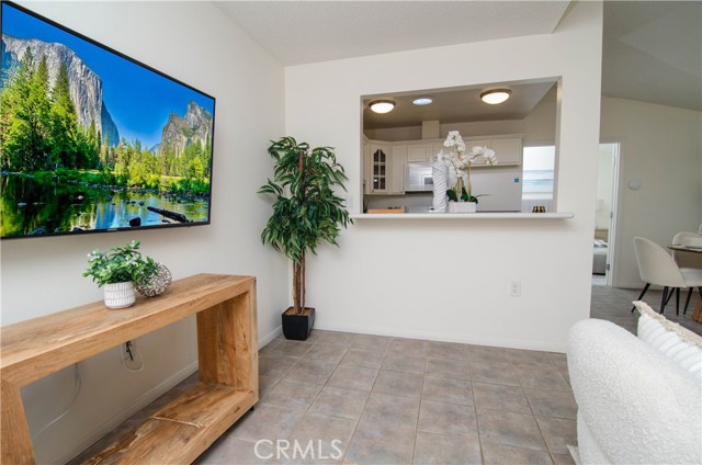 19152 Avenue Of The Oaks, Newhall CA: https://media.crmls.org/medias/f53b6c1d-404a-4e22-a50b-8462bc4e6648.jpg