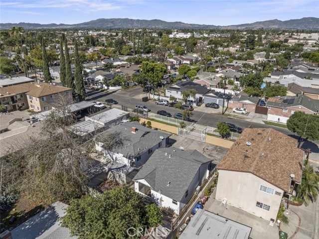 Detail Gallery Image 31 of 32 For 14722 Strathern, Panorama City,  CA 91402 - 5 Beds | 3 Baths
