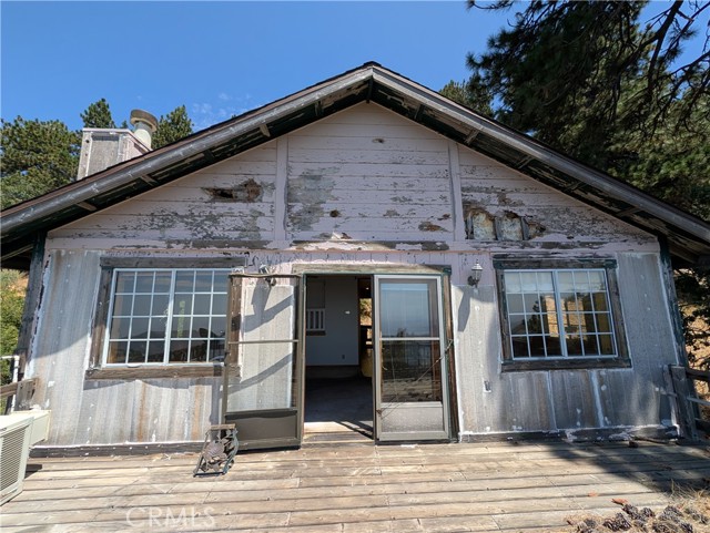 31487 Old City Creek, Running Springs, CA 92382