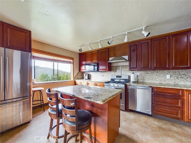 Detail Gallery Image 16 of 47 For 80401 Road 442c, Leggett,  CA 95587 - 3 Beds | 2 Baths