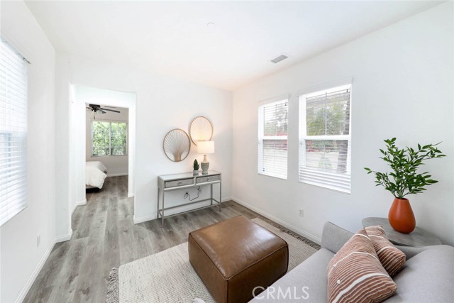 22 Via Paquete, San Clemente CA: https://media.crmls.org/medias/f53f8838-6841-46bc-a690-83c1a8adbb8f.jpg
