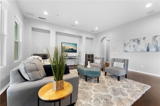 Image 2 of 6 For 1138 Las Colinas Way