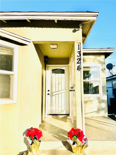 MLS# OC23230532