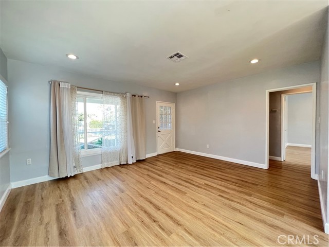 Detail Gallery Image 4 of 13 For 11328 Lambert Ave, El Monte,  CA 91732 - 2 Beds | 2 Baths