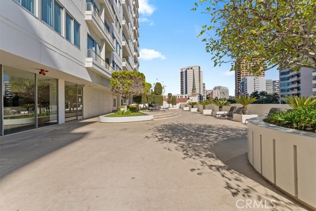 Detail Gallery Image 33 of 34 For 10501 Wilshire Bld #1103,  Los Angeles,  CA 90024 - 2 Beds | 2 Baths